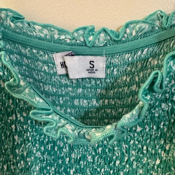 Hollister Green and White Floral Tank Top - Picture 3 of 3